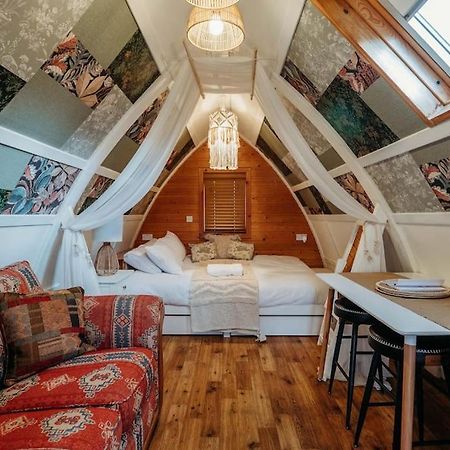 Robin Nest - Cosy Shepherd'S Hut Hideaway 卡林顿 外观 照片