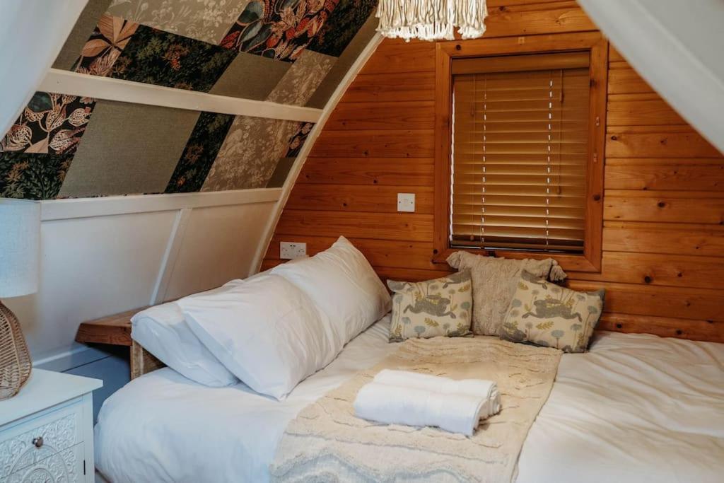 Robin Nest - Cosy Shepherd'S Hut Hideaway 卡林顿 外观 照片