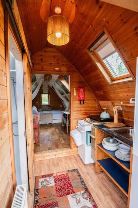 Robin Nest - Cosy Shepherd'S Hut Hideaway 卡林顿 外观 照片
